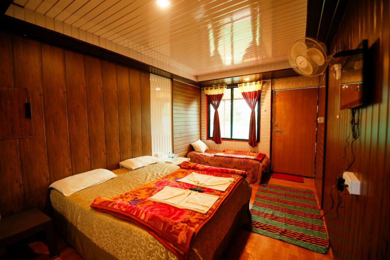 Tai Niwas Cottage Mahabaleshwar Exterior photo